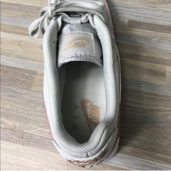 NWT Nike Air Max 90 Ultra SE Light Bone WMNS - Picture 7 of 8